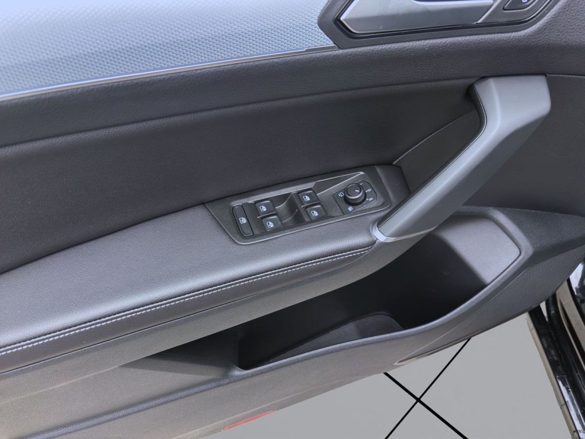 Thumb 10: Volkswagen Touran 1.5 TSI DSG GOAL NAVI AHK KLIMA LED