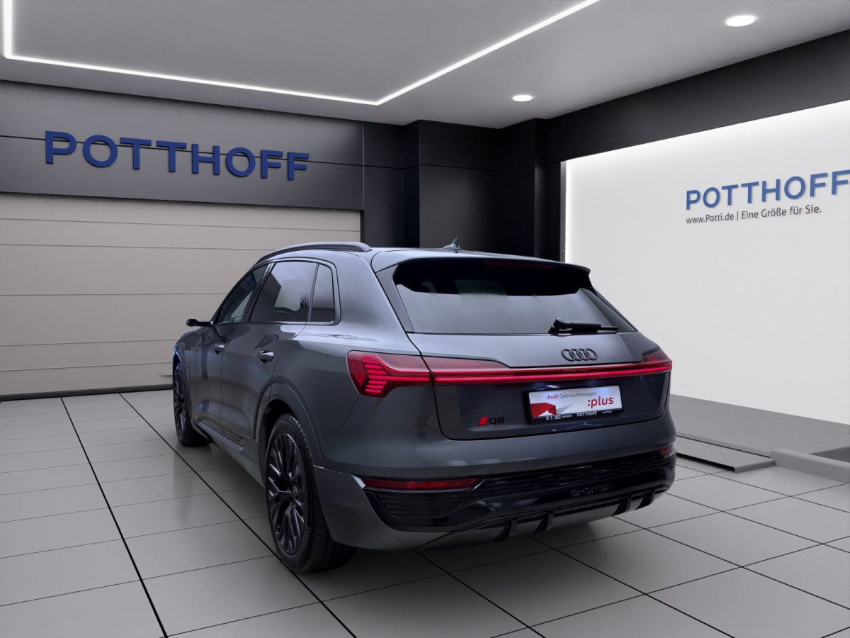 Thumb 2: Audi Q8 e-tron 50 Q S LINE PANO MATRIX NAVI B&O VIRTUAL