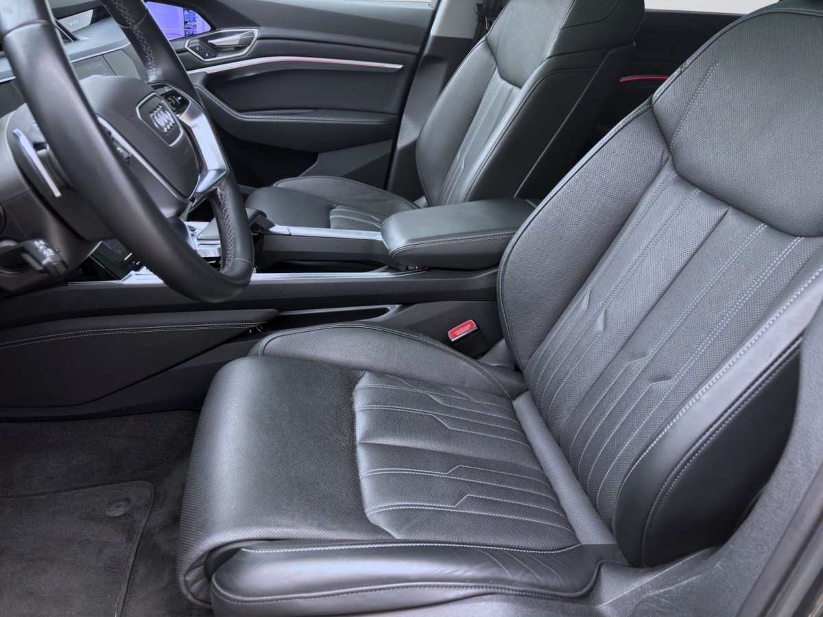 Thumb 9: Audi Q8 e-tron 50 Q S LINE PANO MATRIX NAVI B&O VIRTUAL