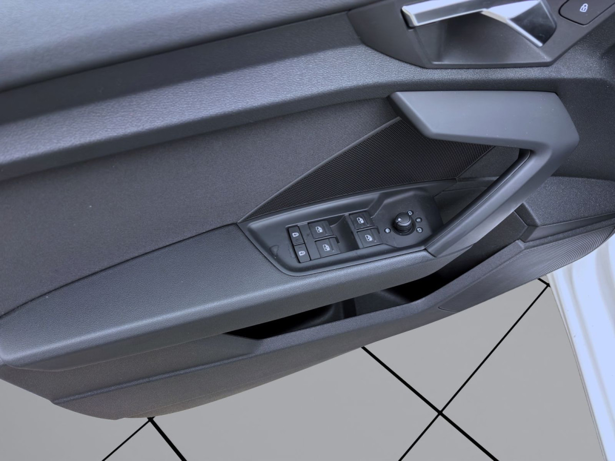Thumb 10: Audi A3 Limousine 30 TDI ADVANCED AHK NAVI SITZHZG VIRTUAL