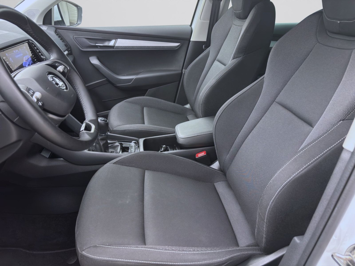 Thumb 8: Škoda Karoq 1.5 TSI SELECTION KAMERA PDC SITZHZG LED
