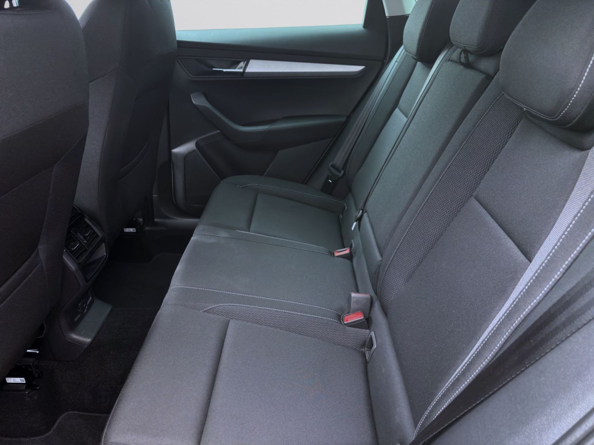 Thumb 14: Škoda Karoq 1.5 TSI SELECTION KAMERA PDC SITZHZG LED