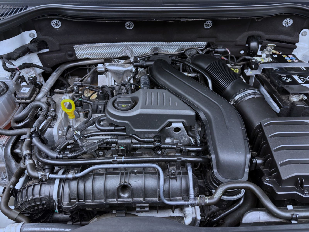Thumb 17: Škoda Karoq 1.5 TSI SELECTION KAMERA PDC SITZHZG LED