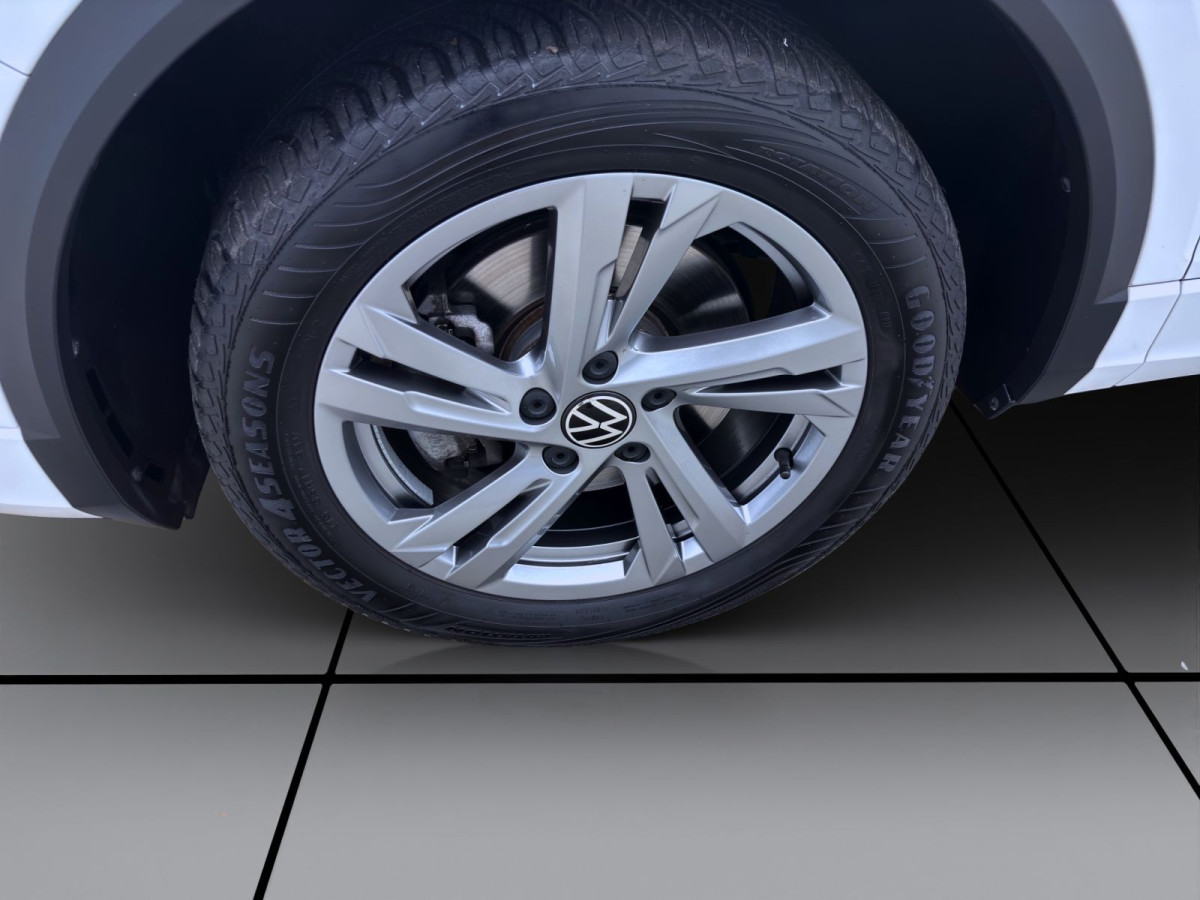 Thumb 8: Volkswagen T-Roc 2.0 TDI DSG R-LINE AHK NAVI KAMERA LED+