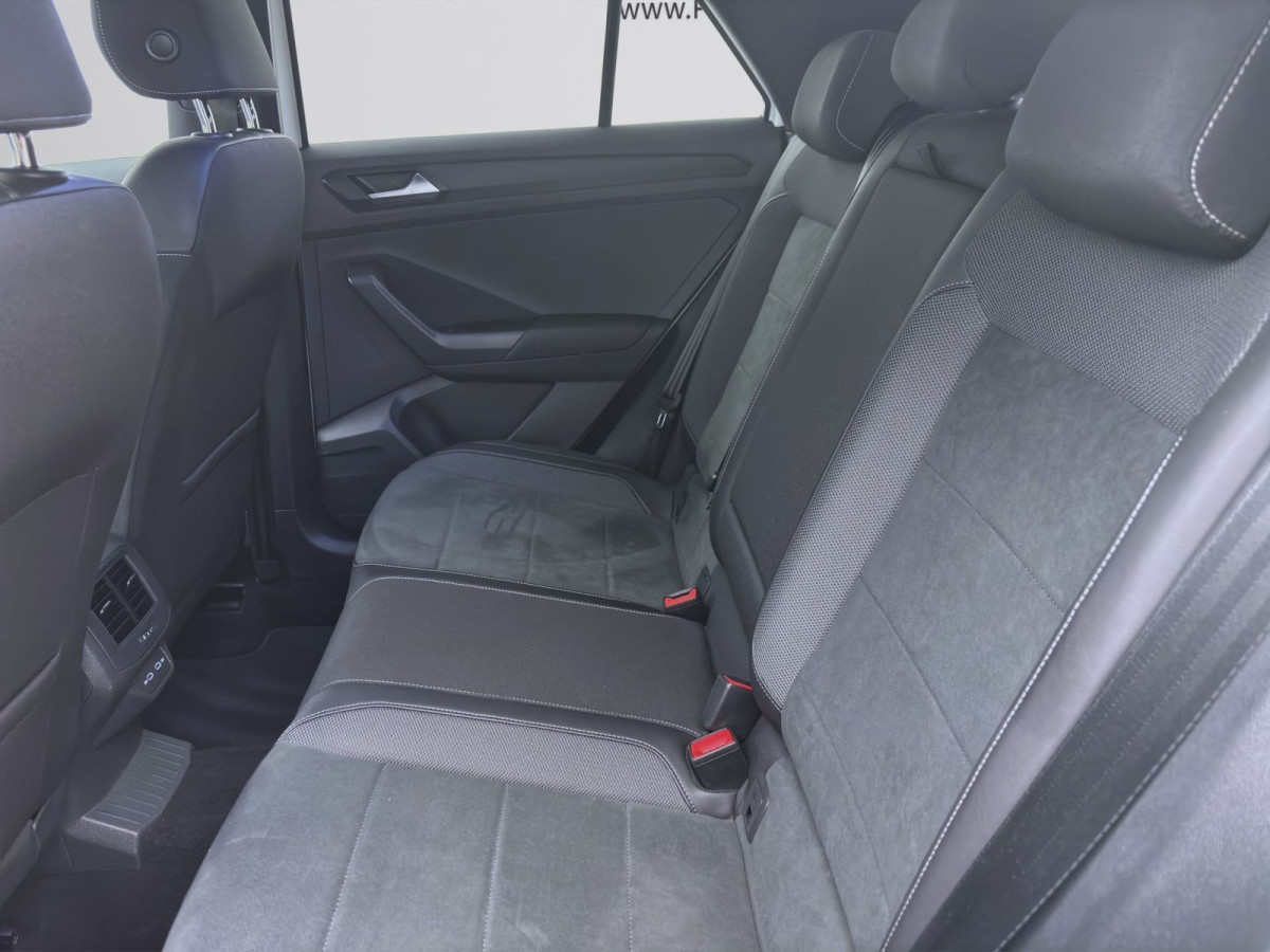 Thumb 15: Volkswagen T-Roc 2.0 TDI DSG R-LINE AHK NAVI KAMERA LED+
