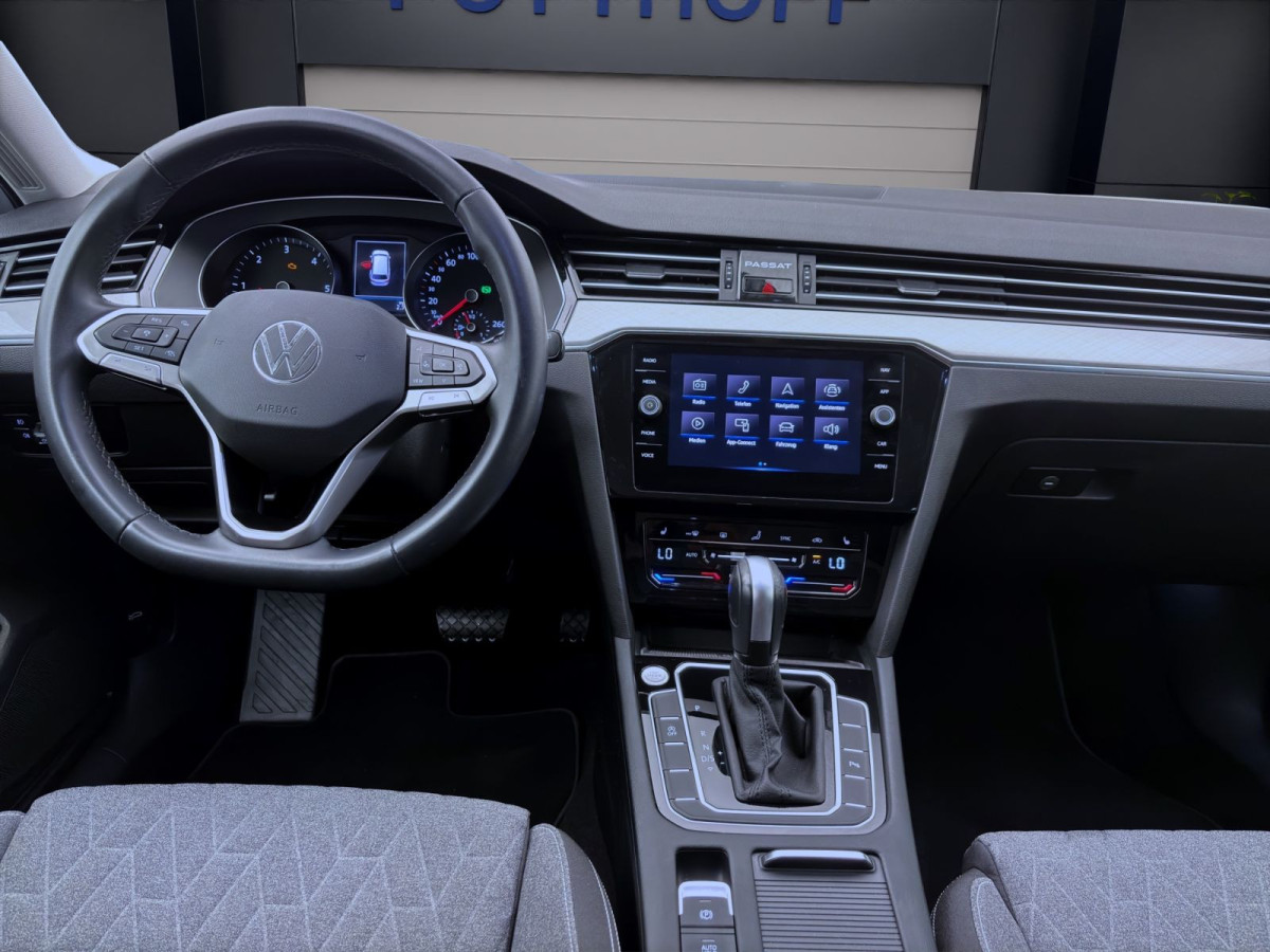 Thumb 13: Volkswagen Passat Variant 2.0 TDI DSG BUSINESS AHK NAVI KAMERA PDC