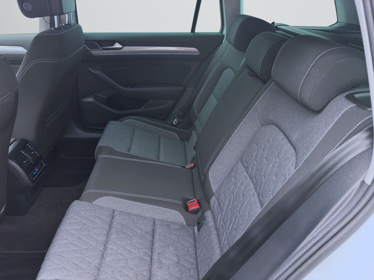 Thumb 15: Volkswagen Passat Variant 2.0 TDI DSG BUSINESS AHK NAVI KAMERA PDC