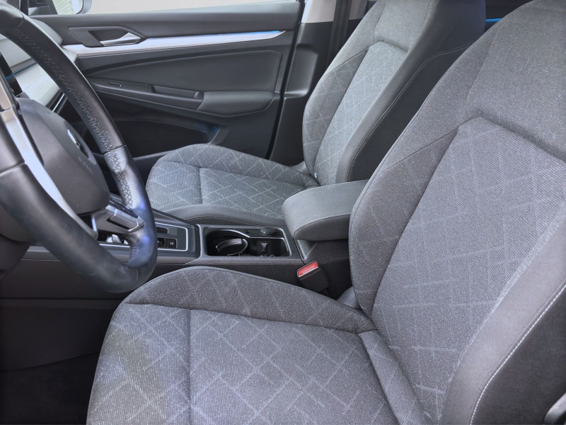 Bild 8: Volkswagen Golf Variant 1.5 eTSI DSG LIFE NAVI SITZHZG KAMERA PDC
