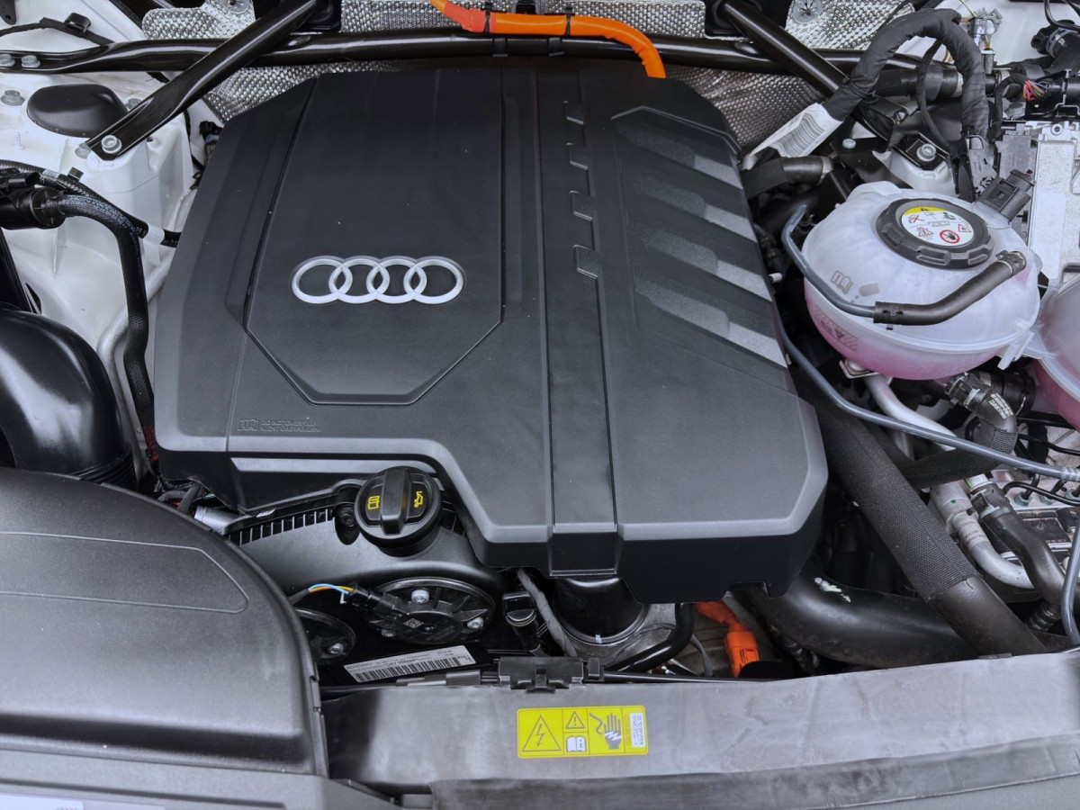 Thumb 17: Audi Q5 50 TFSIe Q NAVI LED SITZHZG VIRTUAL PDC