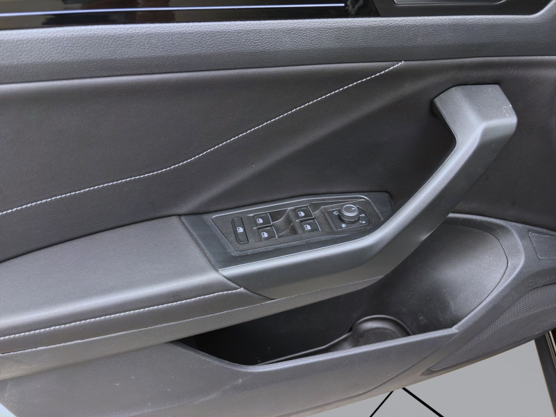 Bild 10: Volkswagen T-Roc 2.0 TDI DSG R-LINE AHK NAVI KAMERA SITZHZG