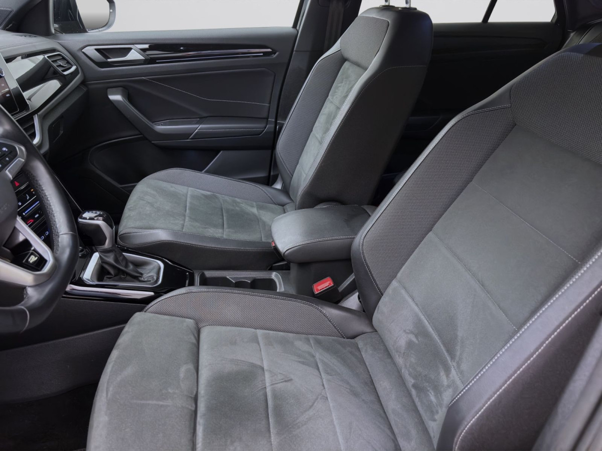 Thumb 9: Volkswagen T-Roc 2.0 TDI DSG R-LINE AHK NAVI KAMERA SITZHZG