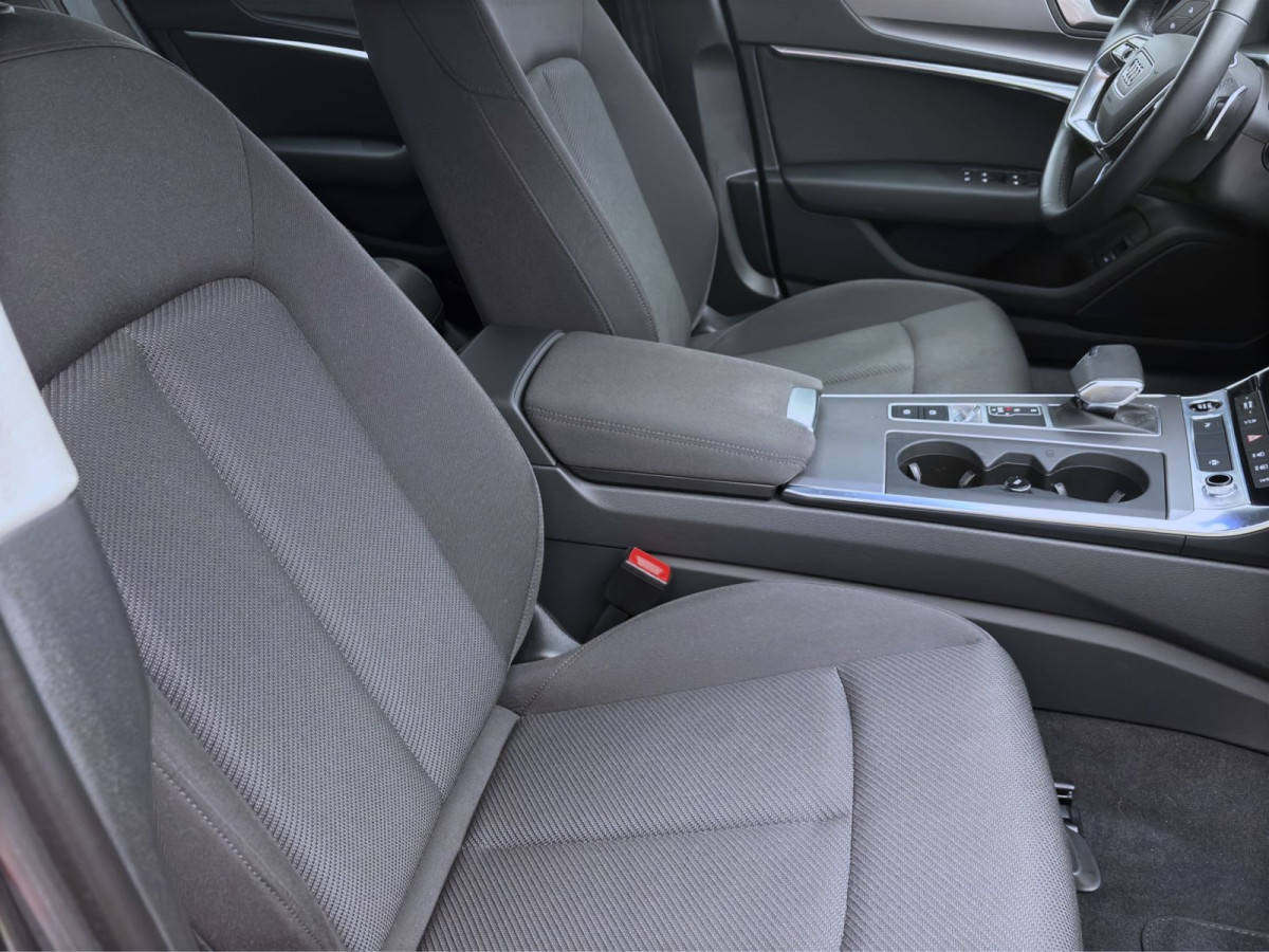 Thumb 16: Audi A6 Avant 40 TDI STDHZG AHK NAVI LED SITZHZG