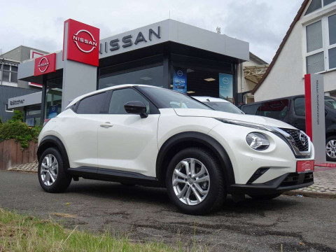 Automodell: Juke in der Farbe weiß