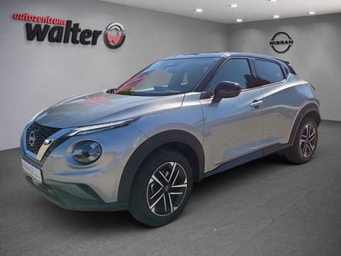 Automodell: Juke in der Farbe schwarz