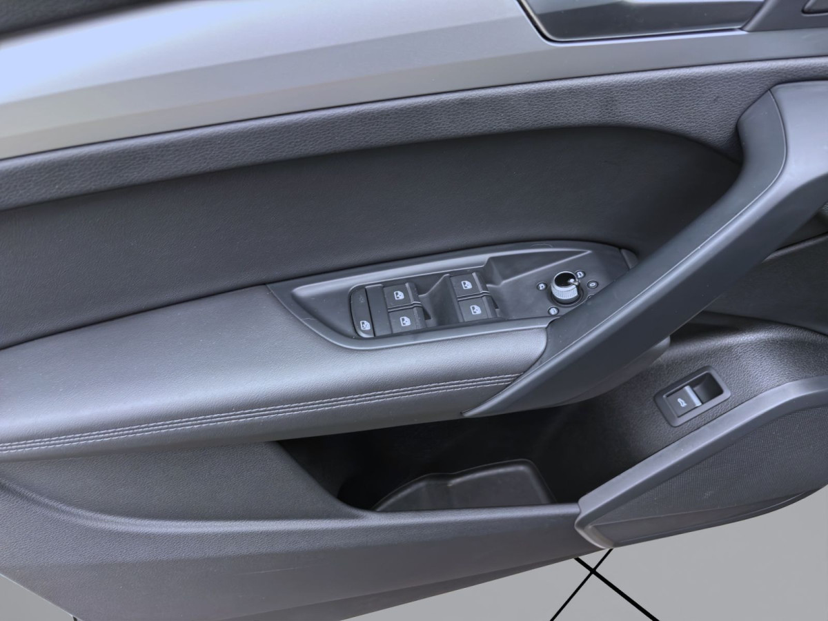 Thumb 10: Audi Q5 40 TDI Q ADVANCED MATRIX NAVI HuD KAMERA