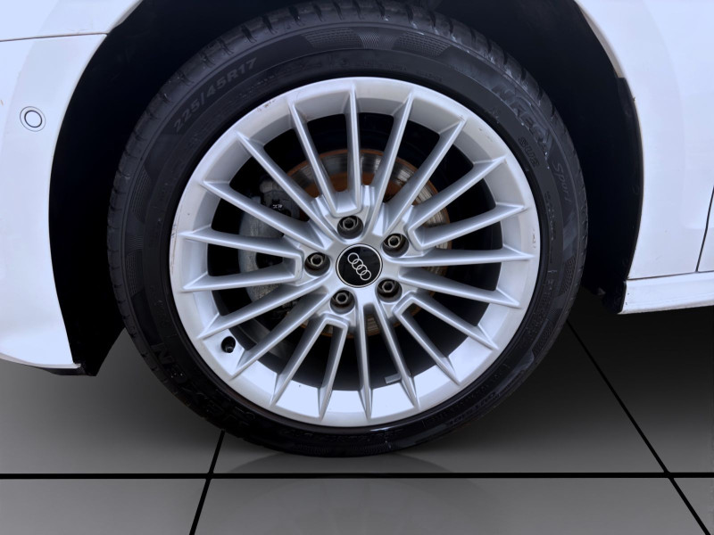 Bild 8: Audi A3 Sportback 30 TDI ADVANCED NAVI SITZHZG VIRTUAL