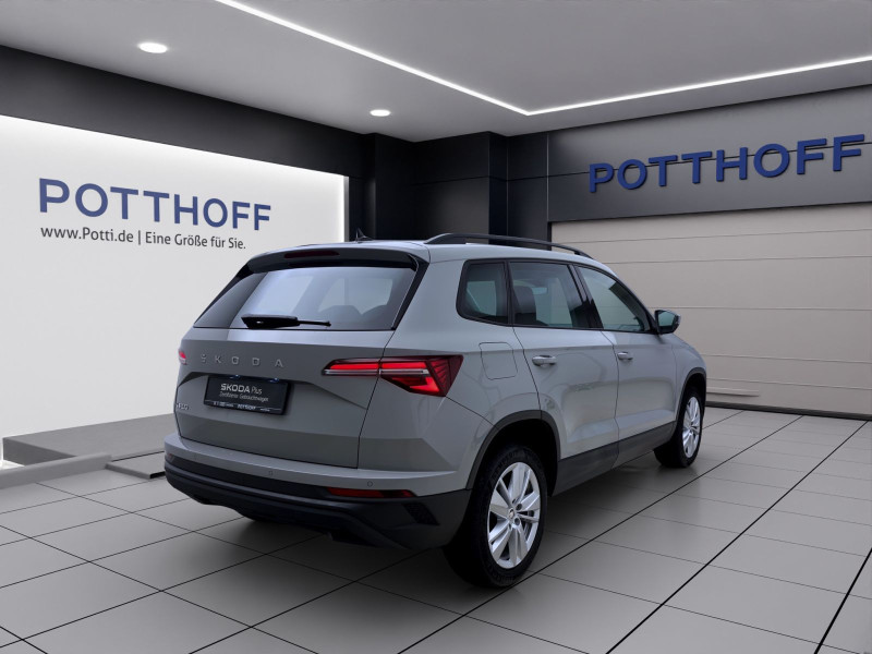 Bild 4: Škoda Karoq 1.5 TSI SELECTION PDC KLIMA LED LM17