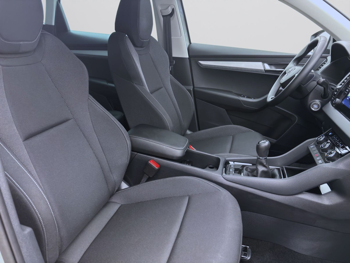 Thumb 15: Škoda Karoq 1.5 TSI SELECTION PDC KLIMA LED LM17