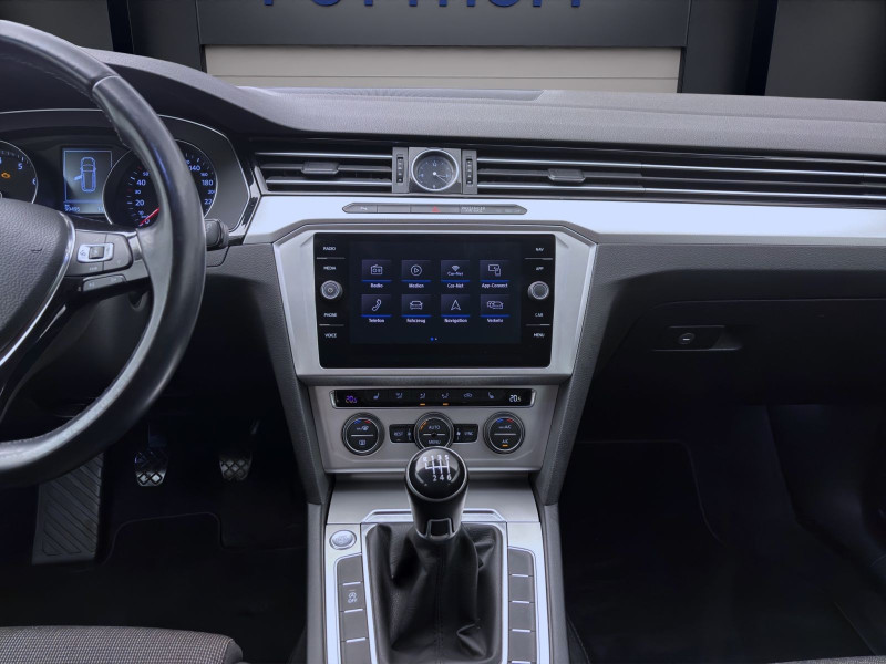 Bild 14: Volkswagen Passat Variant 1.5 TSI COMFORTLINE NAVI SITZHZG KLIMA PDC