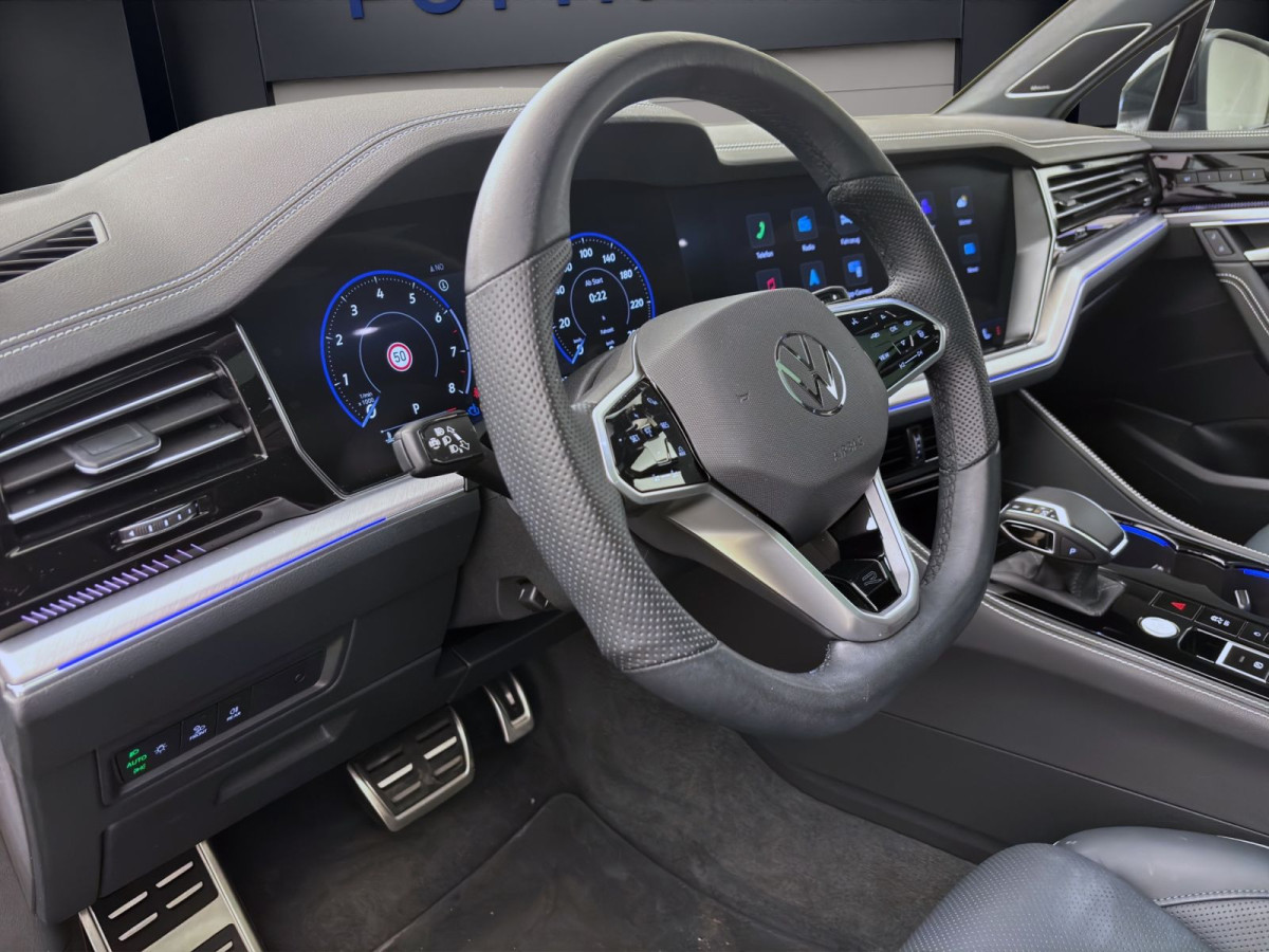 Thumb 13: Volkswagen Touareg 3.0 TSI Tiptronic 4M R-LINE STDHZG PANO IQ.LIGHT LM22