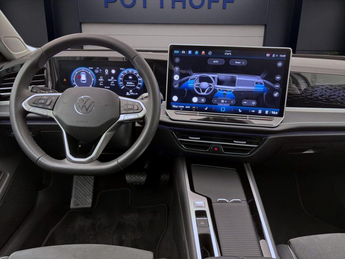 Thumb 13: Volkswagen Passat Variant 2.0 TDI DSG ELEGANCE STDHZG PANO AHK NAVI