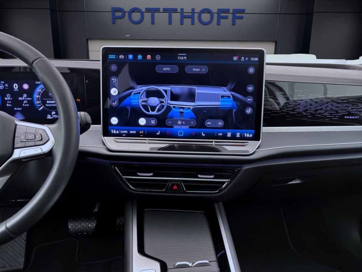 Thumb 14: Volkswagen Passat Variant 2.0 TDI DSG ELEGANCE STDHZG PANO AHK NAVI