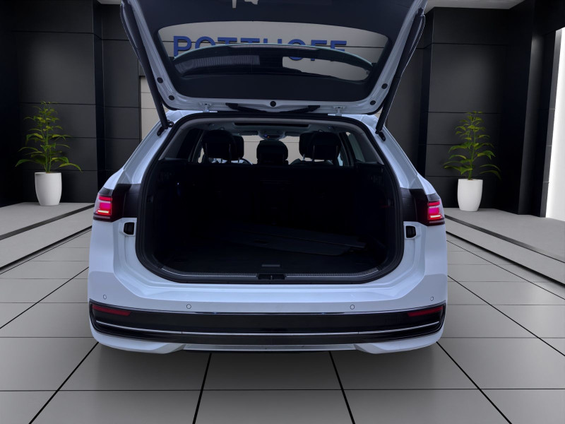 Bild 4: Volkswagen Passat Variant 2.0 TDI DSG ELEGANCE PANO AHK NAVI IQ.LIGHT