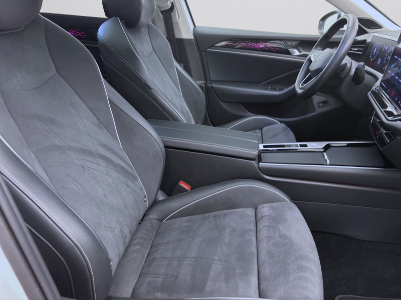 Bild 16: Volkswagen Passat Variant 2.0 TDI DSG ELEGANCE PANO AHK NAVI IQ.LIGHT