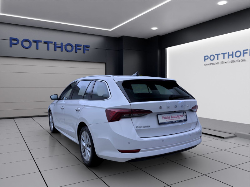 Bild 2: Škoda Octavia Combi 2.0 TDI DSG STYLE NAVI PDC SITZHZG HuD