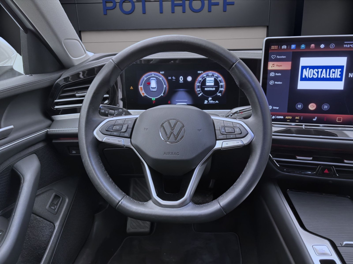 Thumb 11: Volkswagen Passat Variant 2.0 TDI DSG ELEGANCE NAVI KAMERA SITZHZG IQ.LIGHT