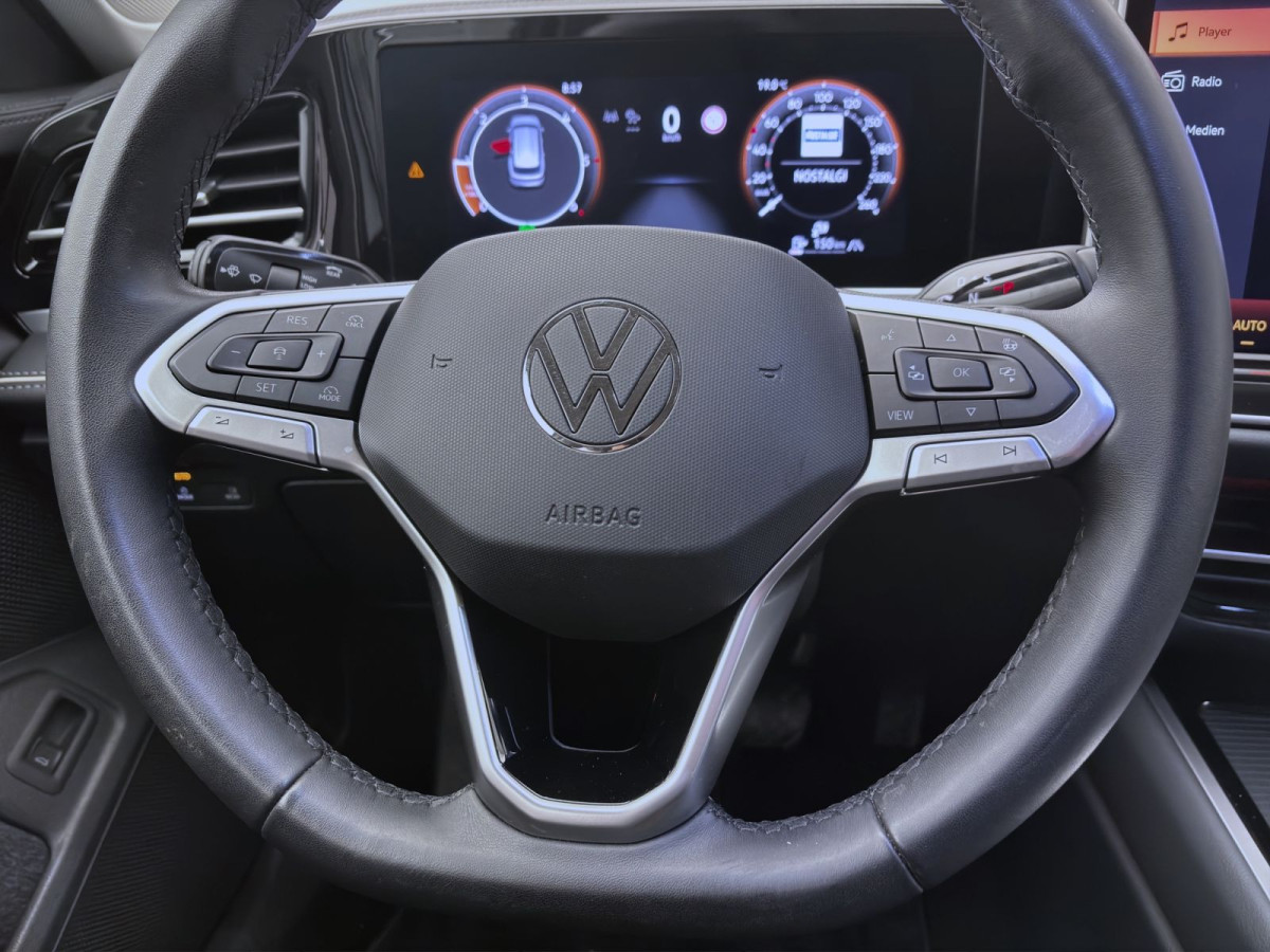 Thumb 12: Volkswagen Passat Variant 2.0 TDI DSG ELEGANCE NAVI KAMERA SITZHZG IQ.LIGHT