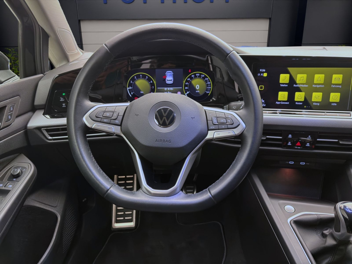 Thumb 11: Volkswagen Golf 1.5 TSI ACTIVE STDHZG NAVI HuD KAMERA