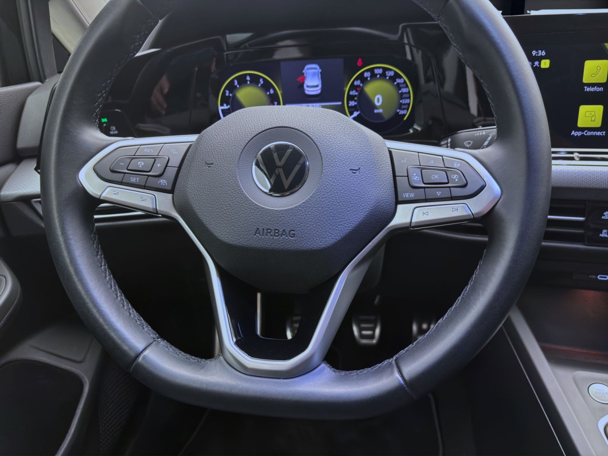 Thumb 12: Volkswagen Golf 1.5 TSI ACTIVE STDHZG NAVI HuD KAMERA