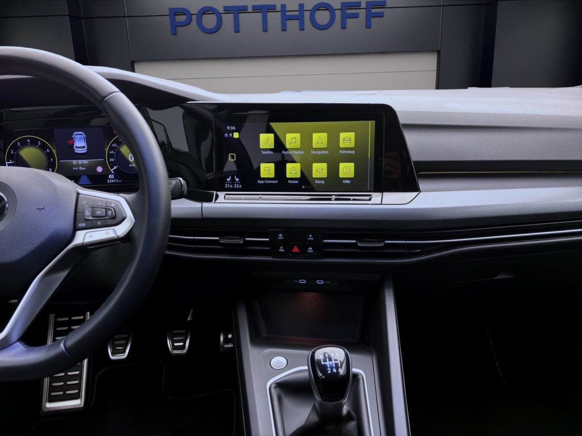 Thumb 14: Volkswagen Golf 1.5 TSI ACTIVE STDHZG NAVI HuD KAMERA