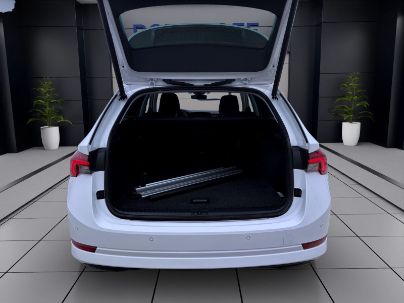 Bild 4: Škoda Octavia Combi 2.0 TDI DSG STYLE AHK NAVI PDC SITZHZG