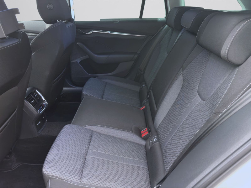 Bild 15: Škoda Octavia Combi 2.0 TDI DSG STYLE AHK NAVI PDC SITZHZG