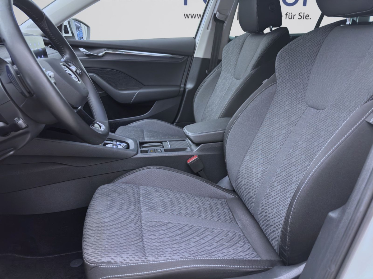 Thumb 9: Škoda Octavia Combi 2.0 TDI DSG STYLE AHK NAVI PDC SITZHZG