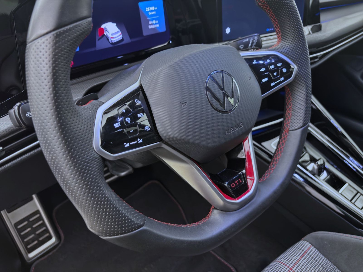 Thumb 17: Volkswagen Golf GTI NAVI KAMERA PDC SITZHZG LED+