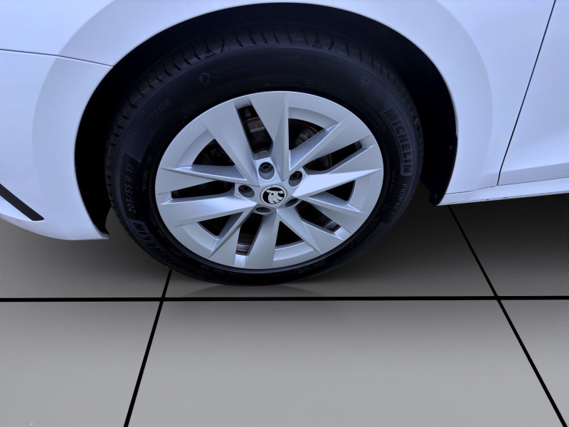 Bild 8: Škoda Octavia Combi 2.0 TDI DSG STYLE PANO AHK NAVI PDC