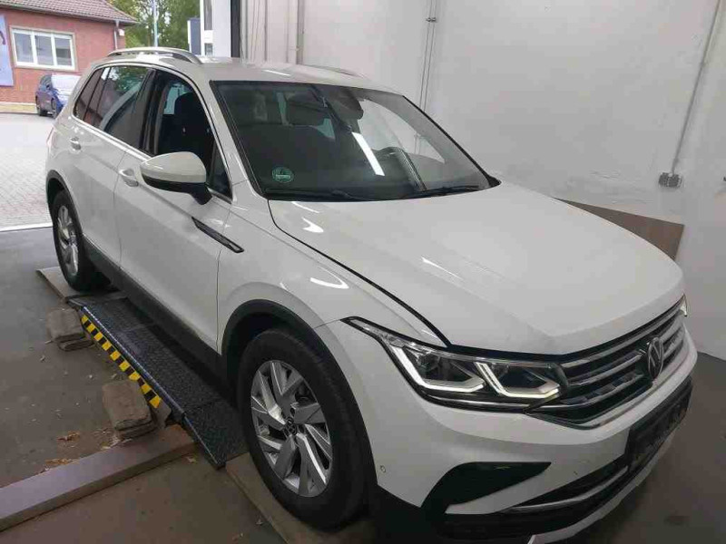 Bild 2: Volkswagen Tiguan 2.0 TDI DSG ELEGANCE STDHZG NAVI KAMERA MATRIX