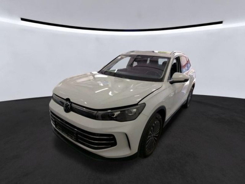 Bild 1: Volkswagen Tiguan 2.0 TDI DSG 4M ELEGANCE STDHZG PANO AHK NAVI
