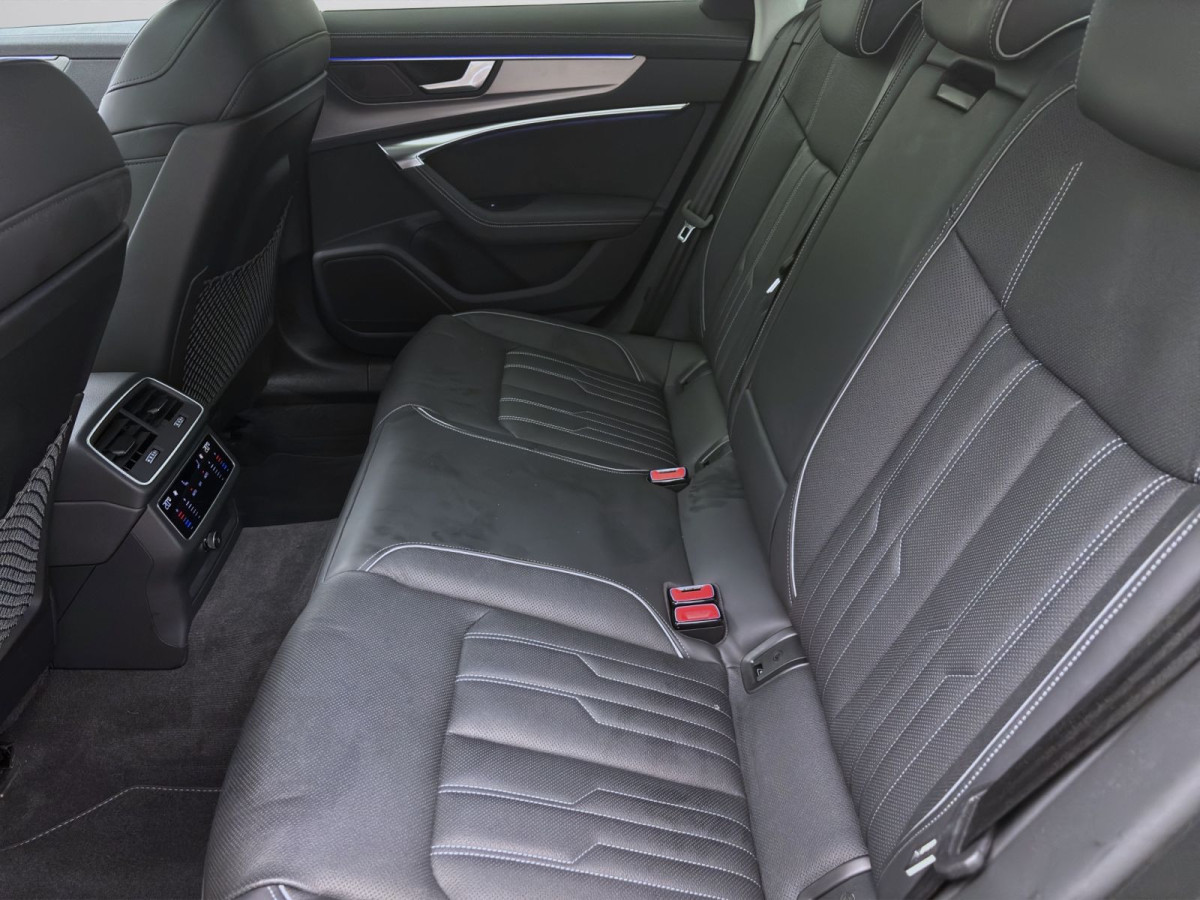 Thumb 15: Audi A6 35 TDI DESIGN PANO AHK NAVI KAMERA LED