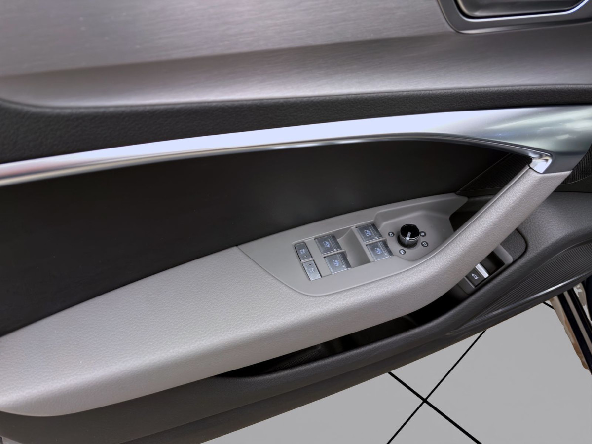 Thumb 10: Audi A6 Avant 55 TFSIe Q S LINE PANO NAVI B&O