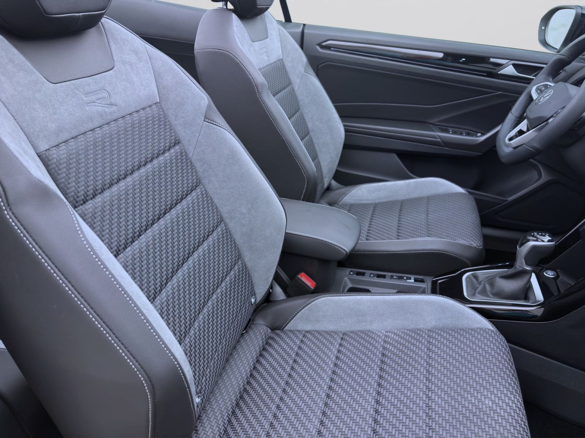 Thumb 16: Volkswagen T-Roc Cabriolet 1.5 TSI DSG R-LINE KAMERA NAVI SITZHZG LED+