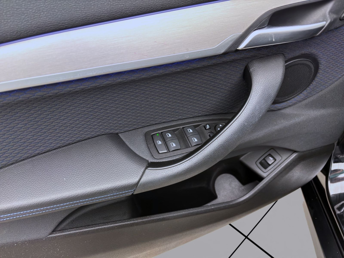 Thumb 10: BMW X2 sDrive 20 i M SPORT NAVI HuD LED GRA