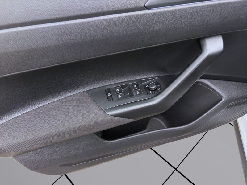 Bild 10: Volkswagen Polo 1.0 TSI DSG R-LINE MATRIX NAVI KLIMA SHZG