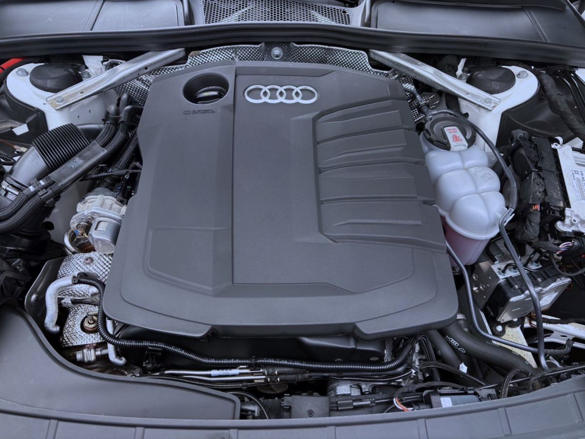 Thumb 18: Audi A4 Avant 40 TDI S LINE NAVI+ KAMERA SITZHZG PDC