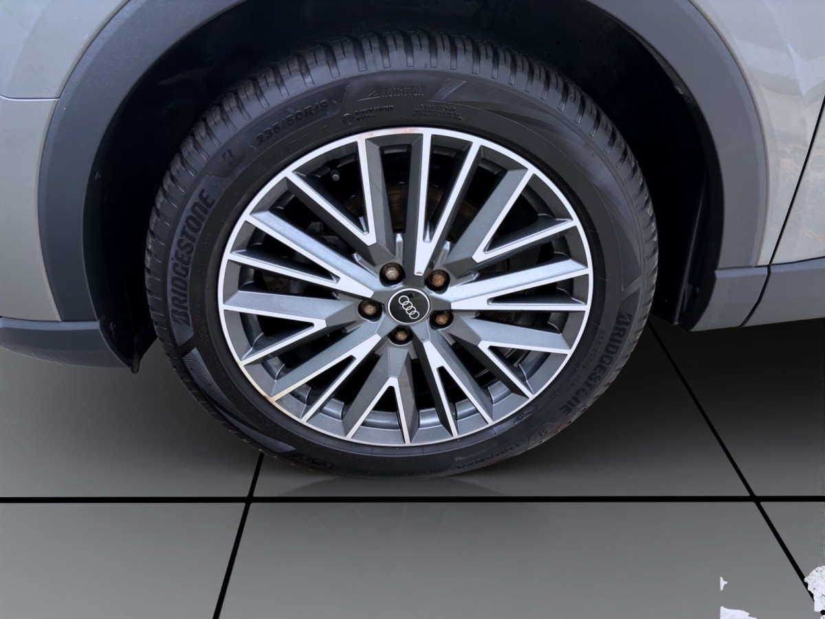 Thumb 8: Audi Q3 35 TDI NAVI SITZHZG VIRTUAL PDC