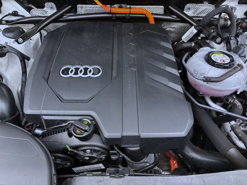 Bild 18: Audi Q5 55 TFSIe Q S LINE MATRIX NAVI HuD KAMERA