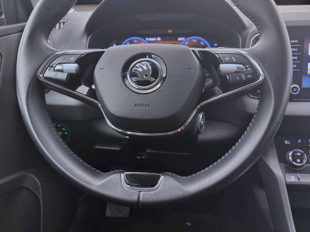 Thumb 12: Škoda Karoq 1.0 TSI TOUR NAVI SITZHZG KAMERA PDC